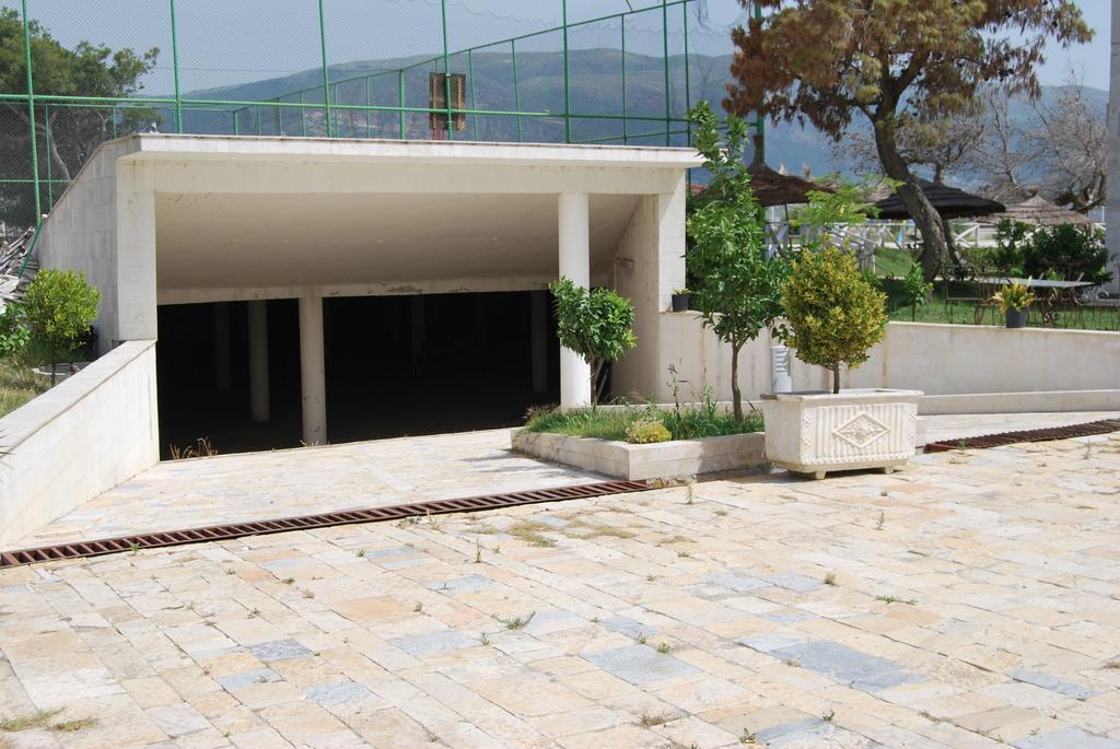 Europa Grand Resort Vlorë Esterno foto