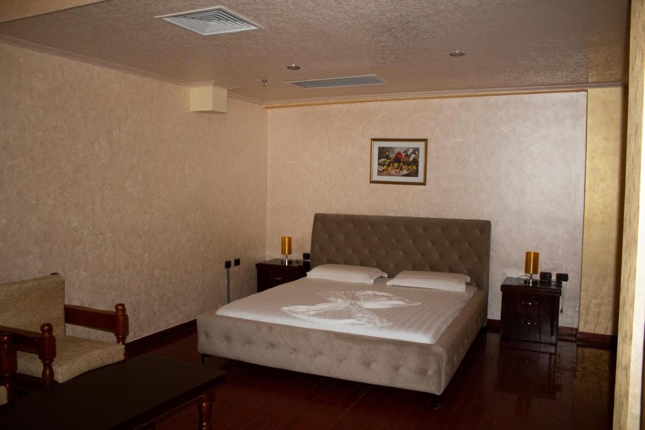 Europa Grand Resort Vlorë Esterno foto