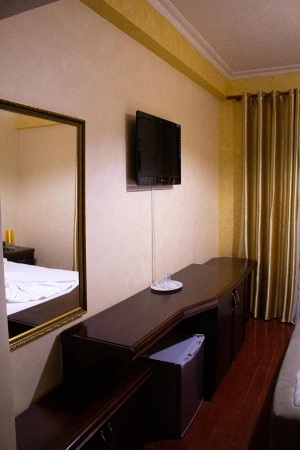 Europa Grand Resort Vlorë Esterno foto