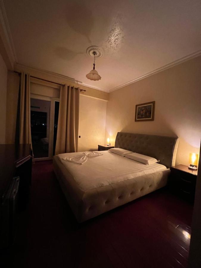 Europa Grand Resort Vlorë Esterno foto