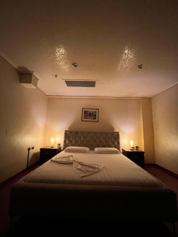 Europa Grand Resort Vlorë Esterno foto