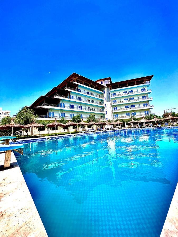 Europa Grand Resort Vlorë Esterno foto