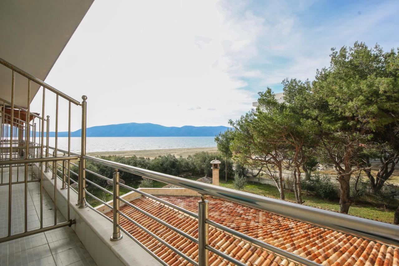 Europa Grand Resort Vlorë Esterno foto
