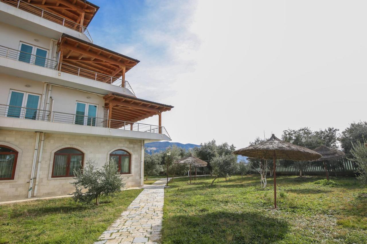 Europa Grand Resort Vlorë Esterno foto